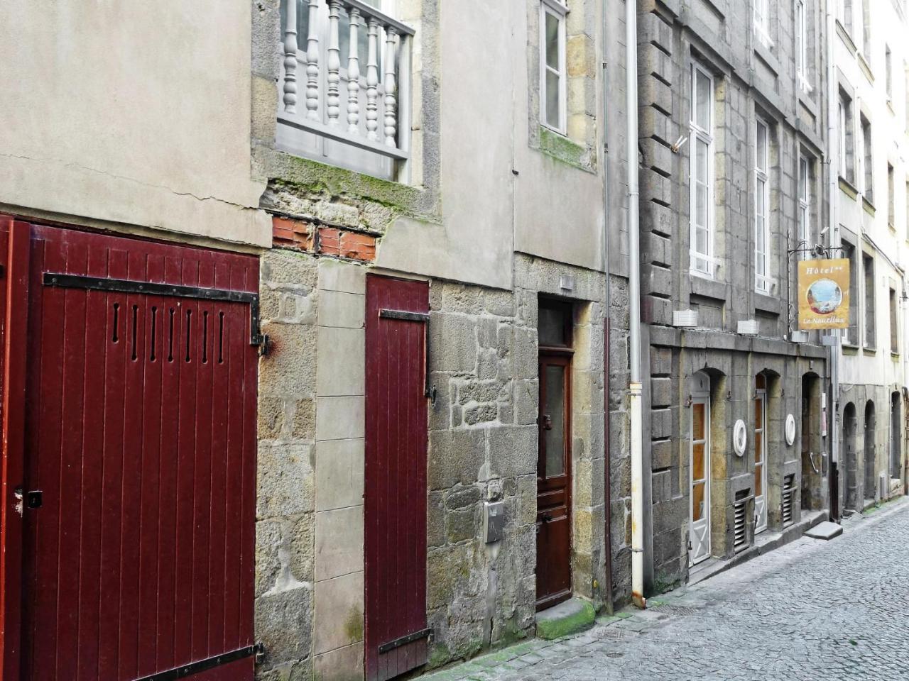 Thomas By Interhome Saint-Malo
